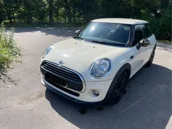 Weiß Gebraucht 2016 Mini Metropolitan Kleinwagen | 12.900 € (Etwas zu teuer)