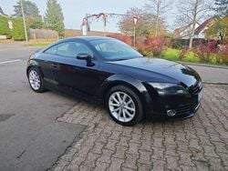 Phantomschwarz perleffekt Gebraucht 2010 Audi TT Coupé | 8.995 € (Guter Preis)