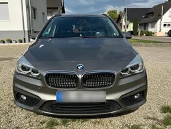 Silber Gebraucht 2016 BMW 218 Kombi | 14.000 € (Etwas zu teuer)