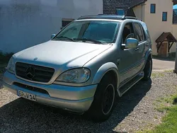 Silber Gebraucht 2003 Mercedes ML55 AMG AMG SUV | 7.999 €