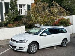 Weiß Gebraucht 2015 VW Golf VII Edition Kombi | 7.900 € (Guter Preis)