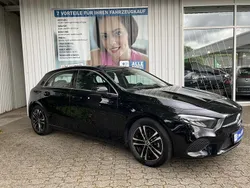 Schwarz metallic Gebraucht 2024 Mercedes A180 Advanced | 29.900 € (Fairer Preis)