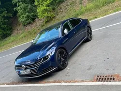 Blau Gebraucht 2017 VW Arteon Limousine | 24.000 € (Fairer Preis)