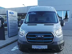Fancygrau Gebraucht 2022 Ford Econoline Trend Van | 78.183 €