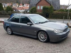 Grau Gebraucht 1997 Ford Mondeo ST200 Limousine | 2.780 €