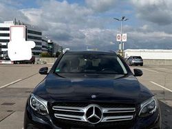 Schwarz Gebraucht 2016 Mercedes GLC250 AMG line SUV | 26.900 € (Fairer Preis)