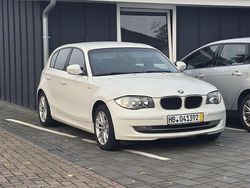 Weiß Gebraucht 2011 BMW 116 Kleinwagen | 3.750 € (Fairer Preis)