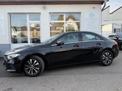 Kosmosschwarz Gebraucht 2022 Mercedes A200 Limousine | 22.450 € (Fairer Preis)