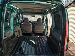 Grün Gebraucht 2003 Renault Kangoo Van / Kleinbus | 1.990 € (Fairer Preis)