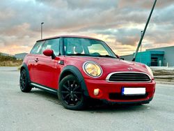 Rot Gebraucht 2010 Mini ONE Kleinwagen | 3.700 € (Fairer Preis)