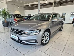 Silber Gebraucht 2022 VW Passat Business Kombi | 20.990 € (Fairer Preis)
