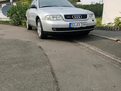 Silber Gebraucht 1999 Audi A4 Kombi | 2.500 € (Fairer Preis)