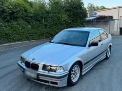 BMW 323 Compact