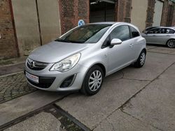 Silber Gebraucht 2011 Opel Corsa Limousine | 4.500 € (Fairer Preis)