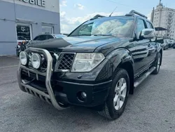 Schwarz Gebraucht 2008 Nissan Navara Comfort Abholung | 5.999 € (Teuer)