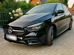 Schwarz Gebraucht 2021 Mercedes B250e AMG Van / Kleinbus | 26.900 € (Fairer Preis)