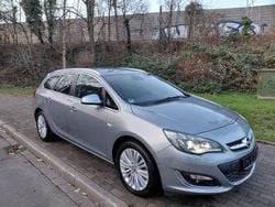 Silber Gebraucht 2013 Opel Astra Innovation Kombi | 2.499 € (Guter Preis)