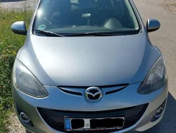 Grau Gebraucht 2012 Mazda 2 Kleinwagen | 4.800 € (Guter Preis)