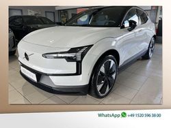 Crystal white Gebraucht 2024 Volvo EX30 Performance SUV | 35.950 € (Guter Preis)