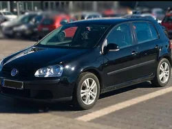 Schwarz Gebraucht 2005 VW Golf V Limousine | 1.500 € (Fairer Preis)