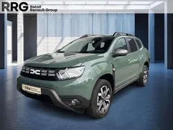 Safarigrüngrau Gebraucht 2023 Dacia Duster Journey SUV | 19.990 € (Guter Preis)