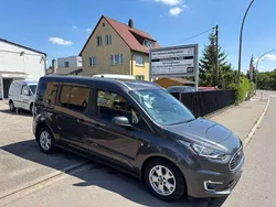 Grau Gebraucht 2020 Ford Tourneo Titanium Van / Kleinbus | 18.900 € (Teuer)