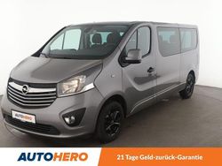 Grau Gebraucht 2017 Opel Vivaro Van | 19.280 € (Teuer)