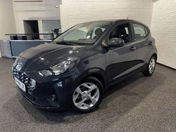 Grau Gebraucht 2021 Hyundai i10 Trend Kleinwagen | 15.490 € (Fairer Preis)