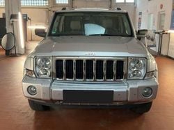 Bright silver Gebraucht 2006 Jeep Commander Limited SUV | 10.999 € (Fairer Preis)