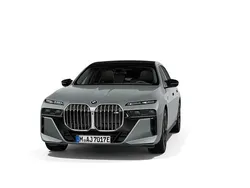 Gebraucht 2025 BMW M760e Comfort Edition Limousine | 126.888 € (Fairer Preis)