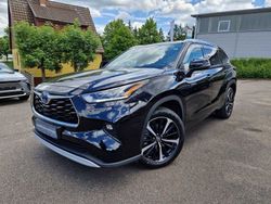 Tiefschwarz Gebraucht 2020 Toyota Highlander Luxury SUV | 49.990 € (Etwas zu teuer)