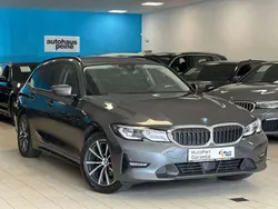 Mineralgrau metallic Gebraucht 2022 BMW 318 Kombi | 18.199 € (Fairer Preis)