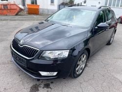 Schwarz Gebraucht 2015 Skoda Octavia Elegance Kombi | 8.490 € (Guter Preis)