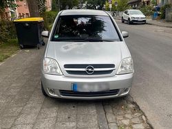 Silber Gebraucht 2003 Opel Meriva Van / Kleinbus | 1.700 € (Superpreis)