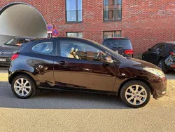 Schwarz Gebraucht 2008 Mazda 2 Inclusive Limousine | 3.000 € (Guter Preis)