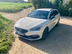 Weiß Gebraucht 2020 Seat Leon FR Kombi | 16.850 € (Guter Preis)