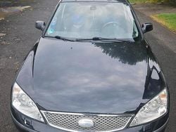 Schwarz Gebraucht 2003 Ford Mondeo Ambiente Kombi | 1.350 € (Guter Preis)