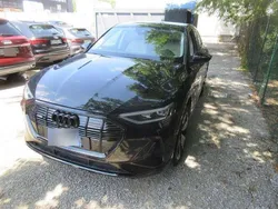 Brillantschwarz Gebraucht 2022 Audi e-tron Sportback S-Line SUV | 40.435 € (Guter Preis)