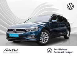 Blau (aquamarinblau metallic) Gebraucht 2023 VW Passat Business Kombi | 27.740 € (Superpreis)