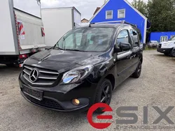 Schwarz Gebraucht 2018 Mercedes Citan 111 Kombi | 14.278 € (Fairer Preis)