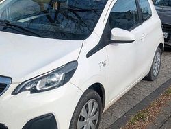 Weiß Gebraucht 2015 Peugeot 108 Kleinwagen | 5.800 €