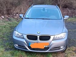 Silber Gebraucht 2009 BMW 318 Kombi | 2.700 € (Fairer Preis)
