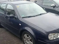 Blau Gebraucht 2002 VW Golf IV Basis Limousine | 2.100 € (Fairer Preis)