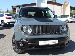 Grau Gebraucht 2015 Jeep Renegade Trailhawk SUV | 10.990 € (Fairer Preis)