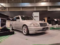 Silber Gebraucht 1998 Mercedes C43 AMG AMG Kombi | 31.289 € (Fairer Preis)