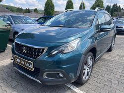 Blau Gebraucht 2017 Peugeot 2008 Allure SUV | 7.799 € (Guter Preis)