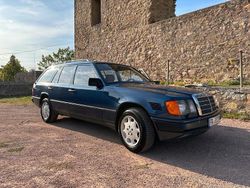 Blau Gebraucht 1987 Mercedes 300 Kombi | 19.800 €