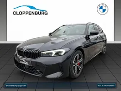 Saphirschwarz Gebraucht 2025 BMW 320 M Sport Kombi | 44.775 € (Fairer Preis)