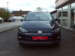 Deep black perleffekt Gebraucht 2019 VW Golf Sportsvan Comfortline Van / Kleinbus | 18.990 € (Fairer Preis)