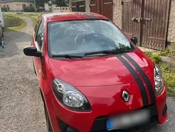 Rot Gebraucht 2011 Renault Twingo Kleinwagen | 1.100 €